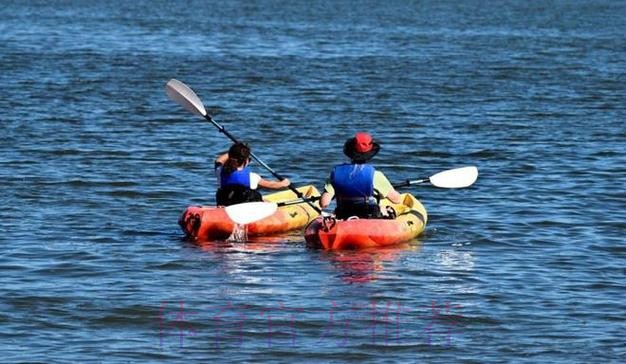 赛艇冠军成功转移洪水中遇险体校师生 赛艇冠军成功转移洪水中遇险体校师生
